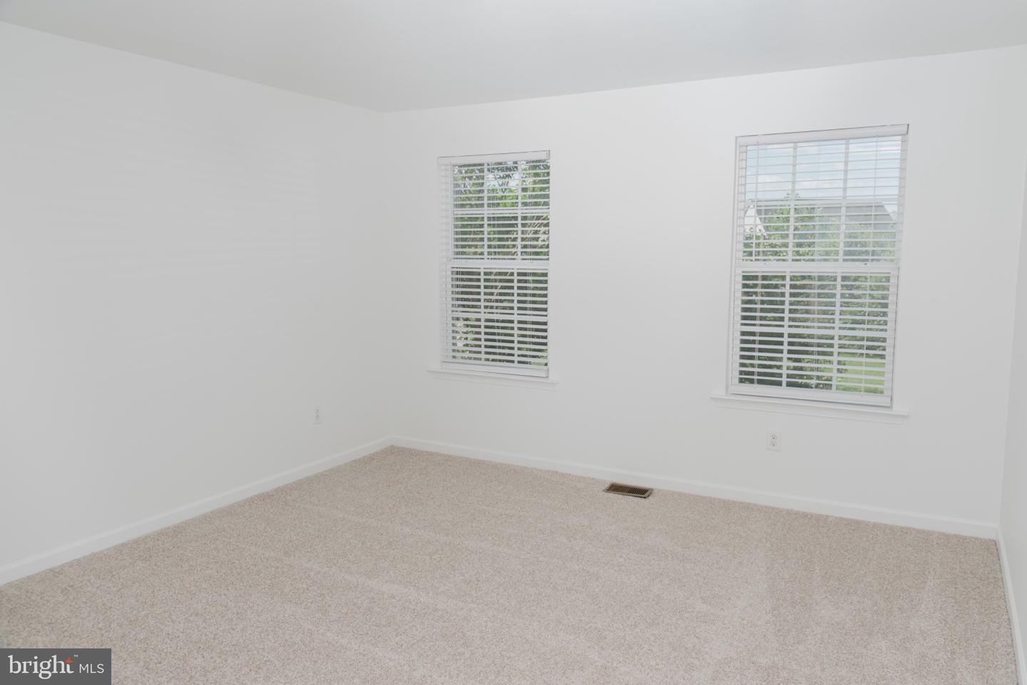 643 Yensid Dr Property Photo 31