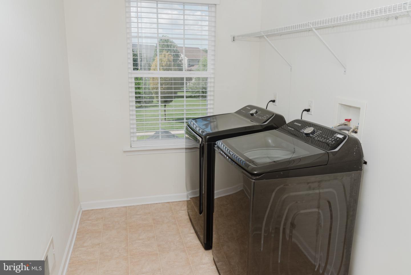 643 Yensid Dr Property Photo 34