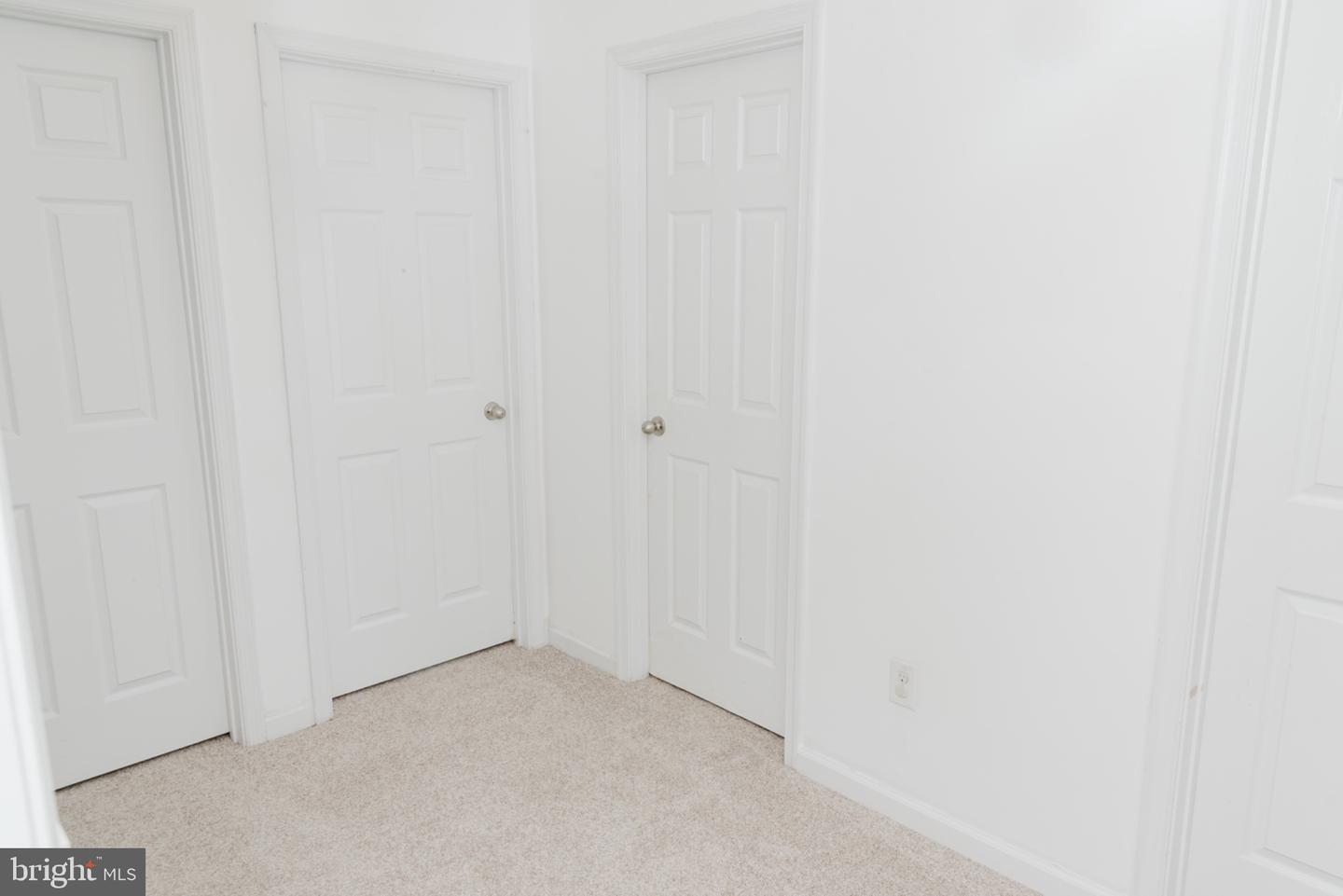643 Yensid Dr Property Photo 44