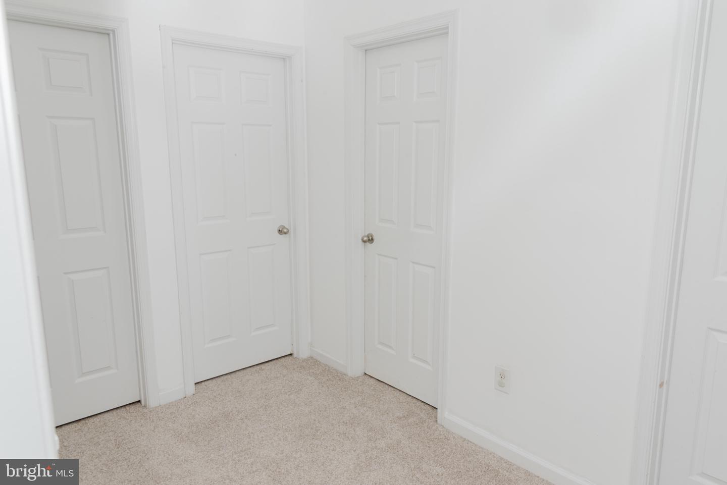 643 Yensid Dr Property Photo 45