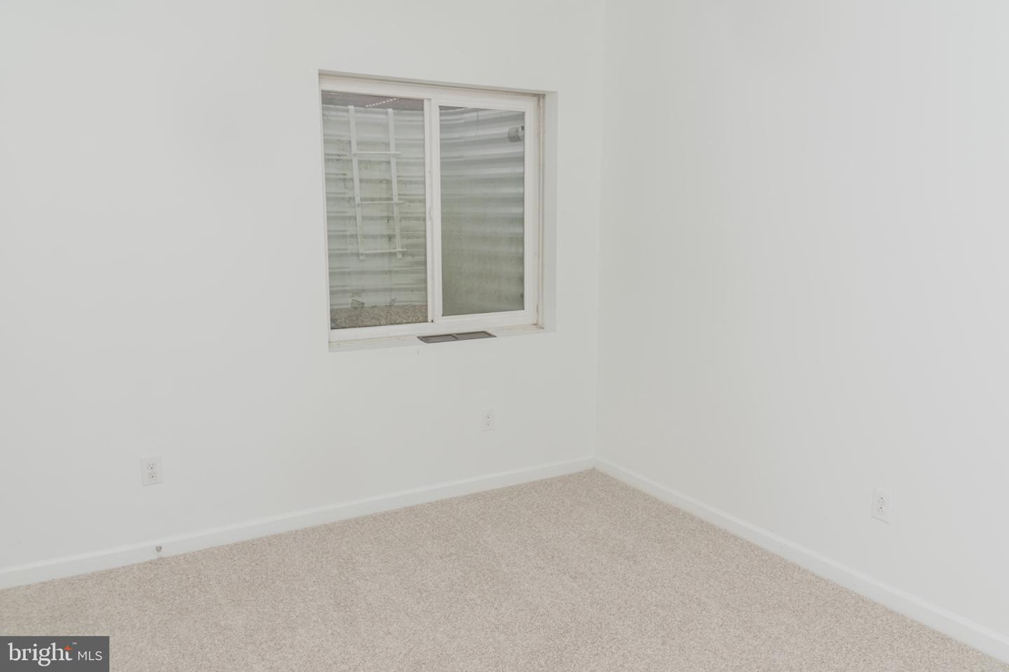 643 Yensid Dr Property Photo 54