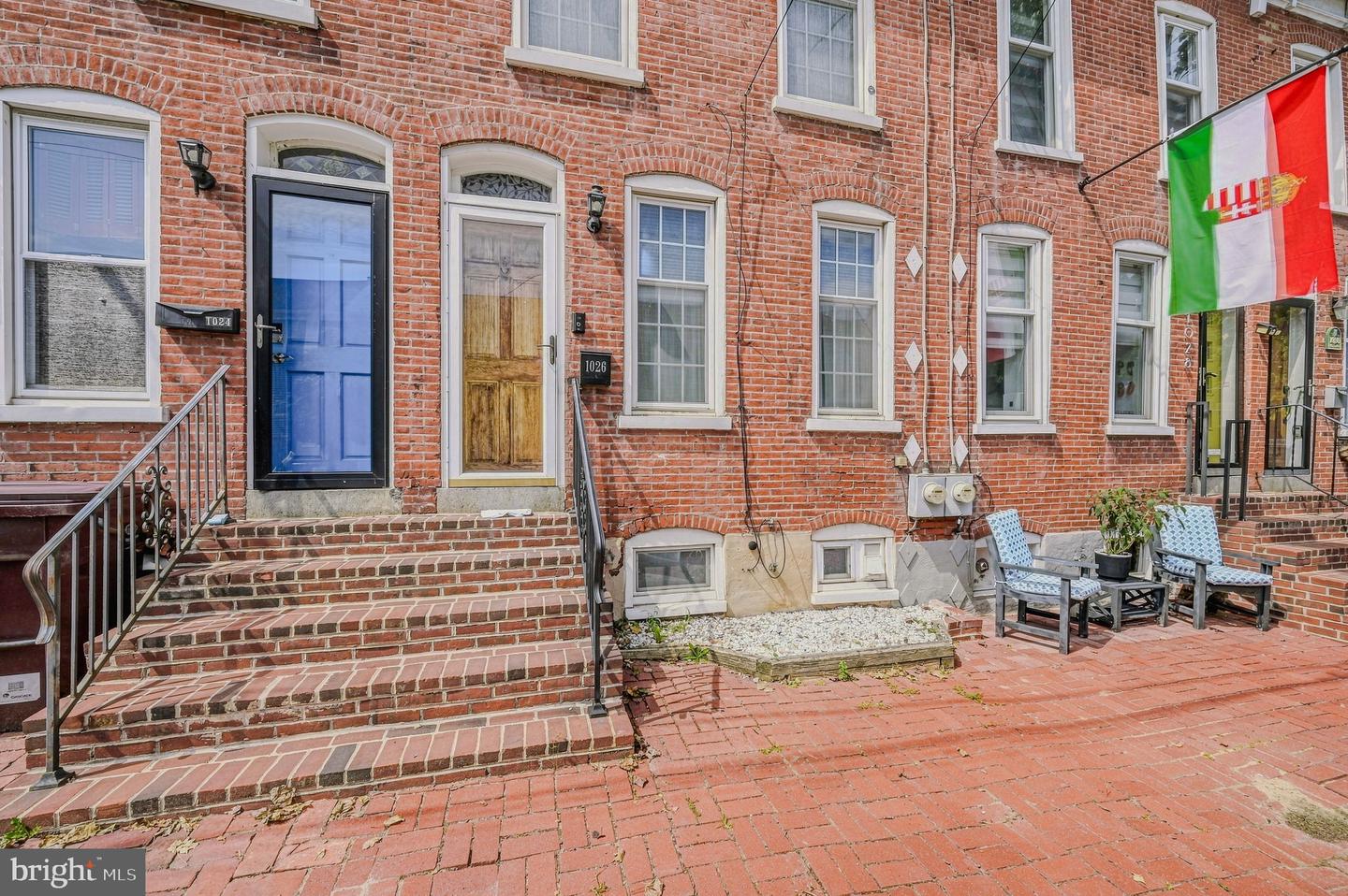 1026 MCDOWELL ST Property Photo 1