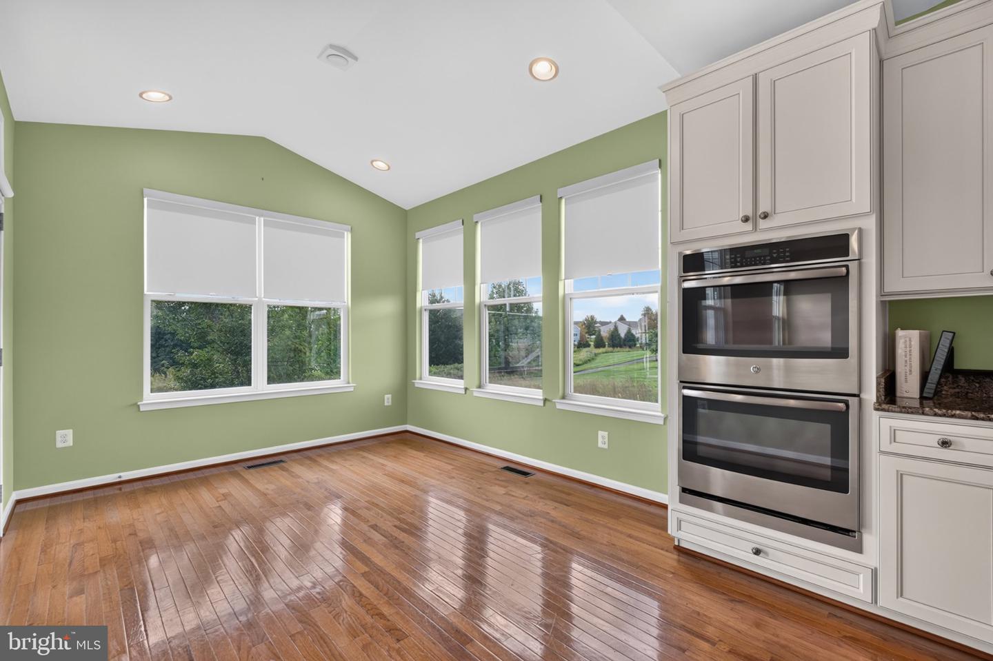 158 Silver Maple Rd Property Photo 11