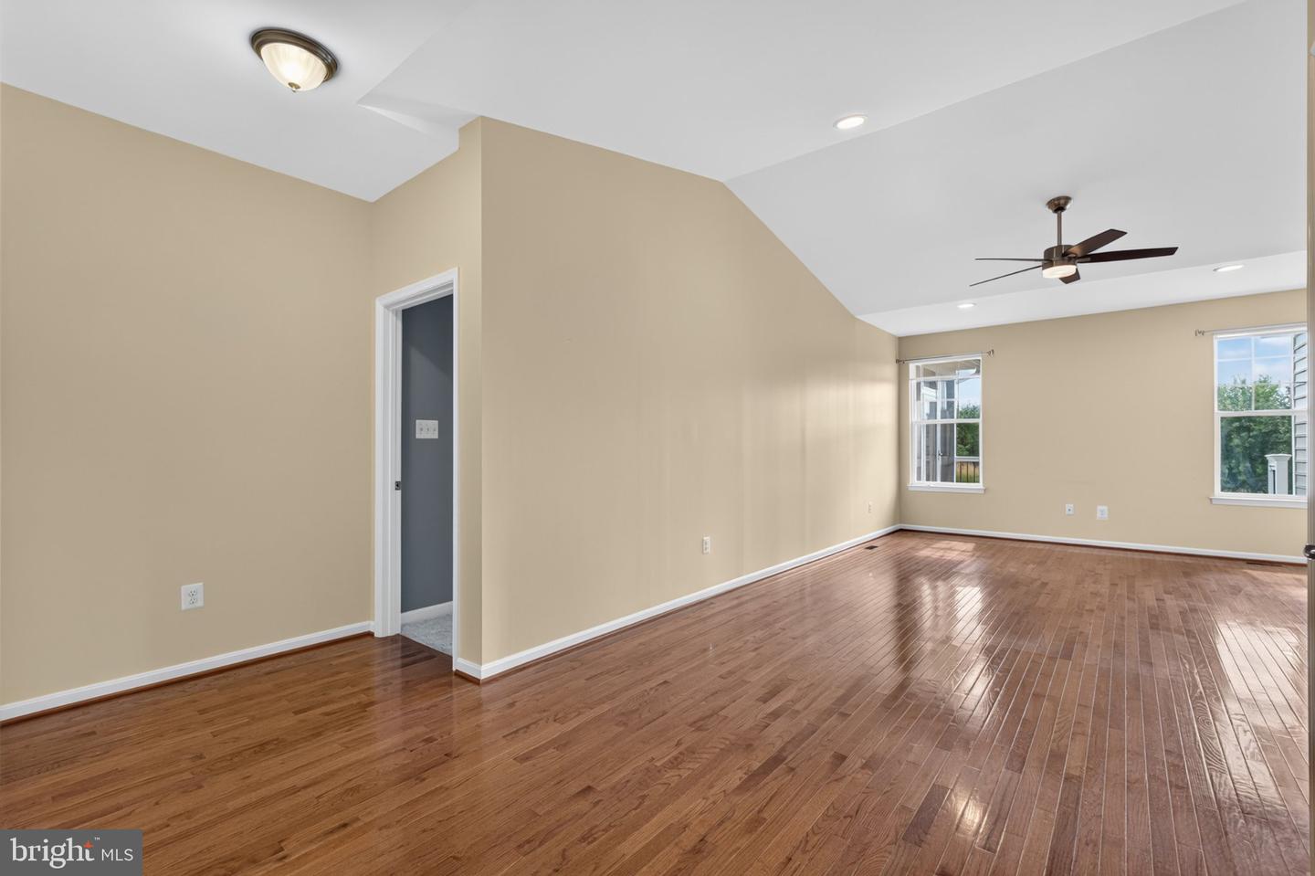 158 Silver Maple Rd Property Photo 21