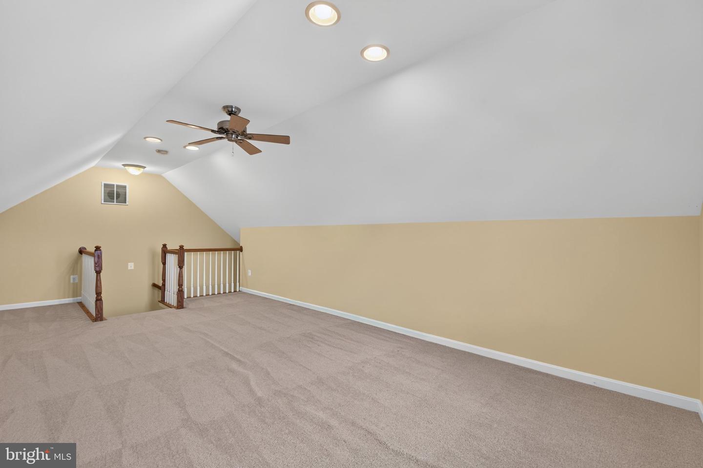158 Silver Maple Rd Property Photo 40