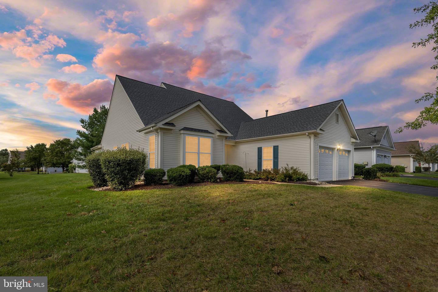 18 SPRINGMILL DR Property Photo 1