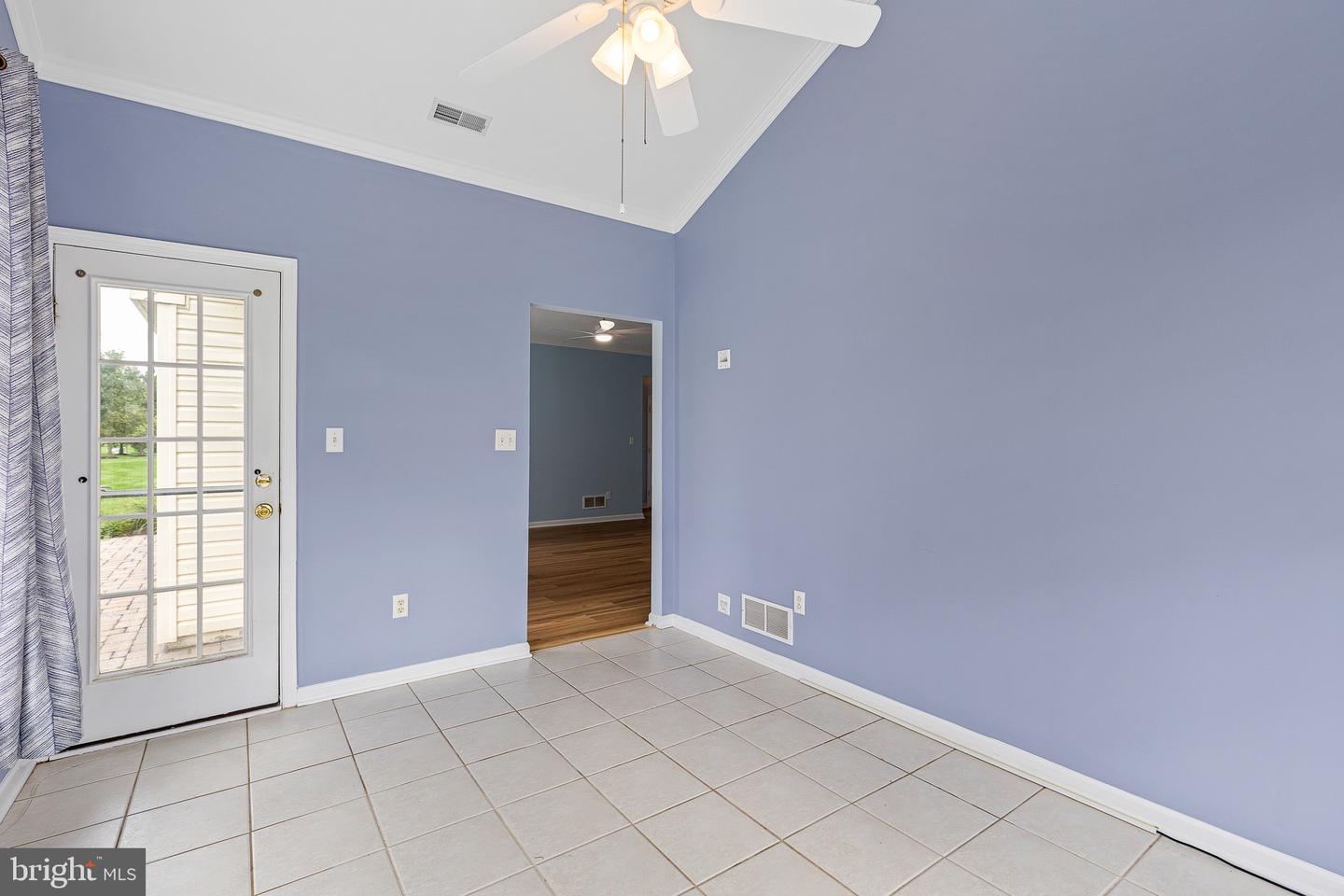 18 Springmill Dr Property Photo 23