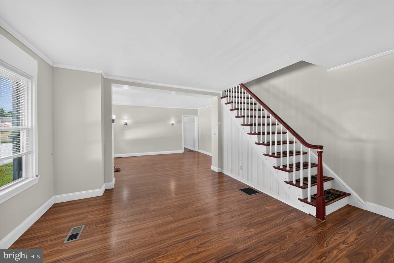52 Lawson Ave Property Photo 11