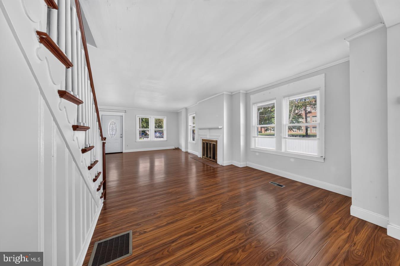 52 Lawson Ave Property Photo 14