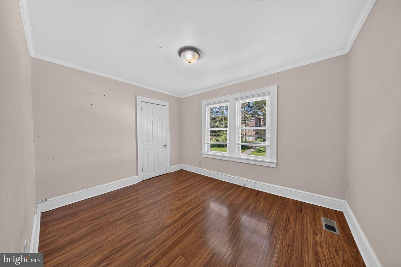 52 Lawson Ave Property Photo 32