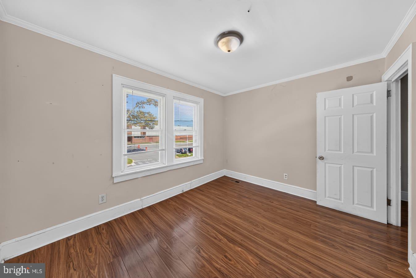 52 Lawson Ave Property Photo 35
