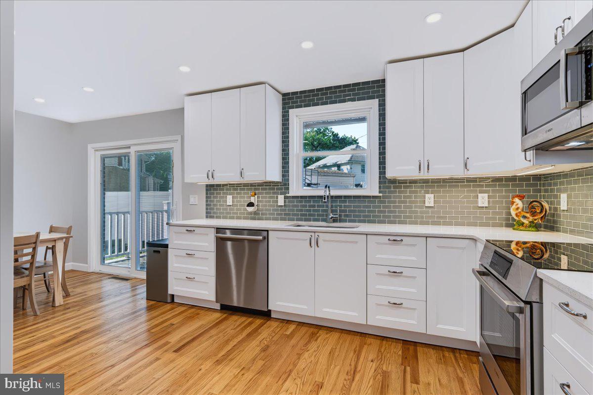 1803 Gravers Ln Property Photo 8