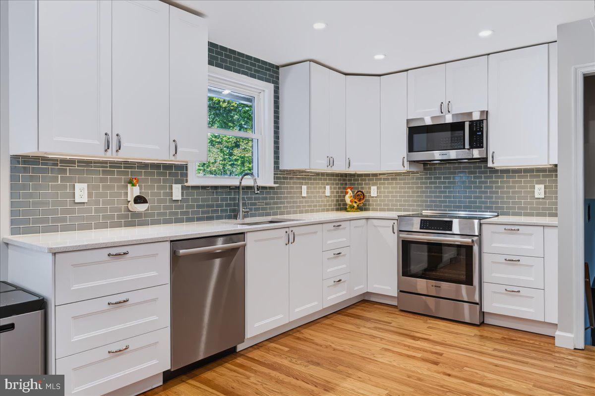 1803 Gravers Ln Property Photo 10