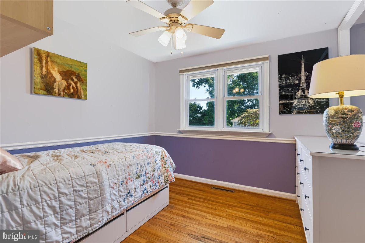 1803 Gravers Ln Property Photo 13