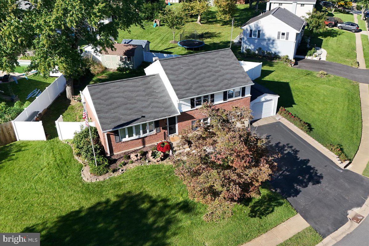 1803 Gravers Ln Property Photo 30