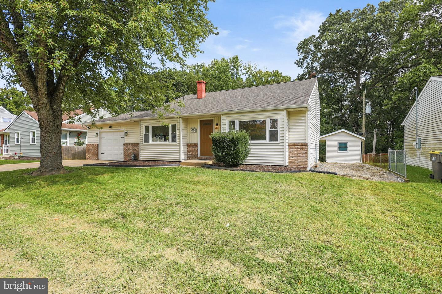 703 Shue Dr Property Photo 4