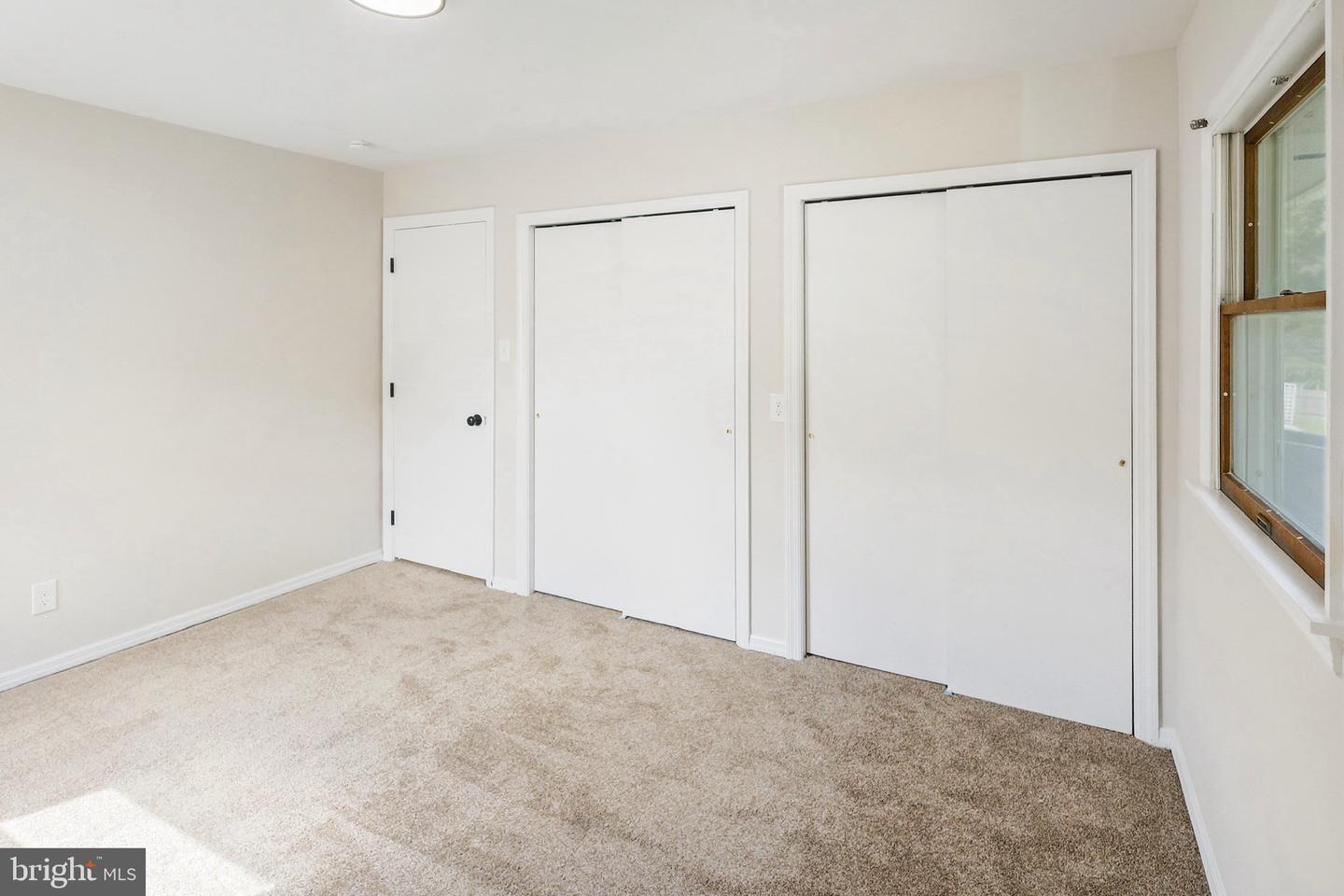 703 Shue Dr Property Photo 17