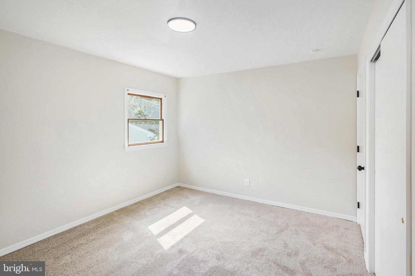 703 Shue Dr Property Photo 18