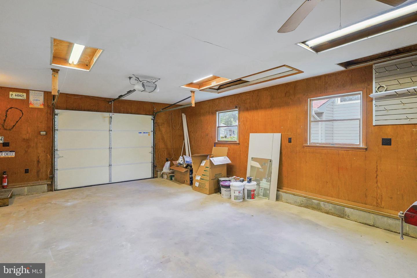 703 Shue Dr Property Photo 36