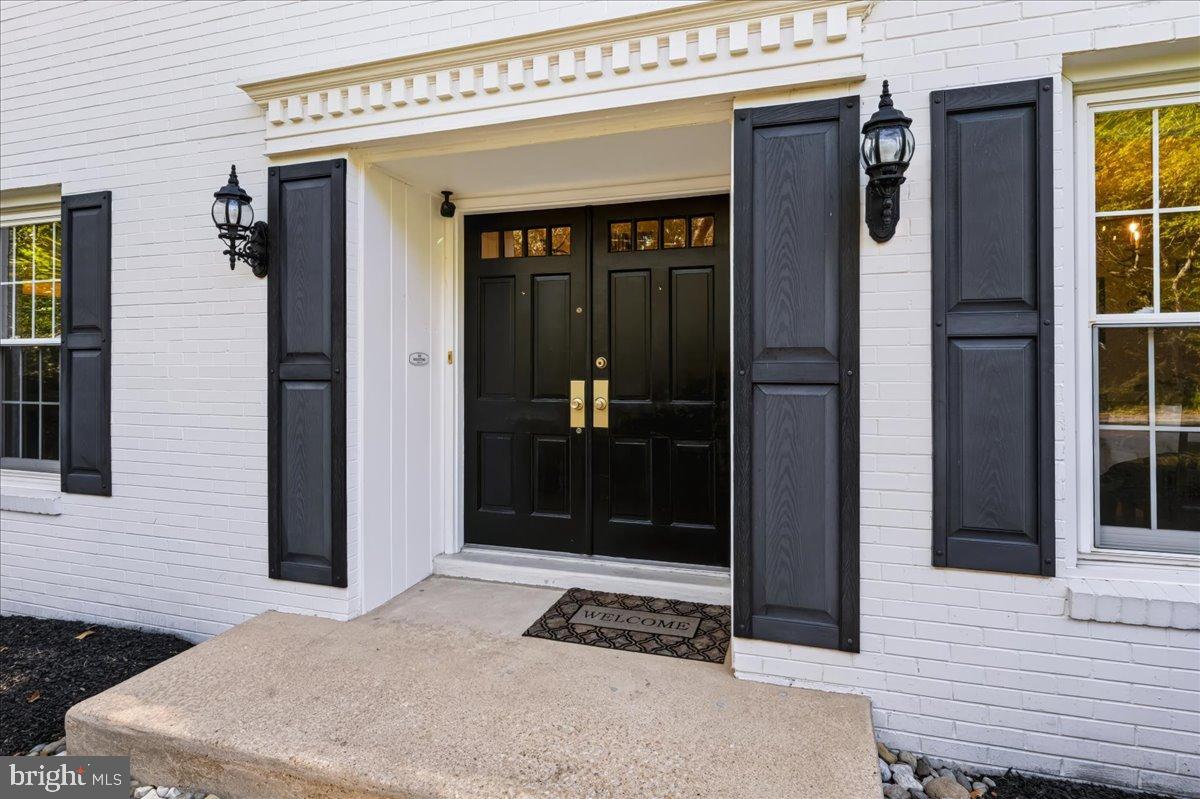 12 Broadbent Rd Property Photo 2