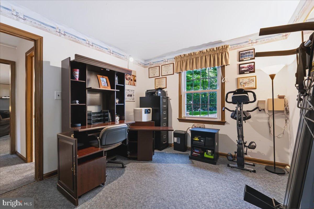 12 Broadbent Rd Property Photo 18