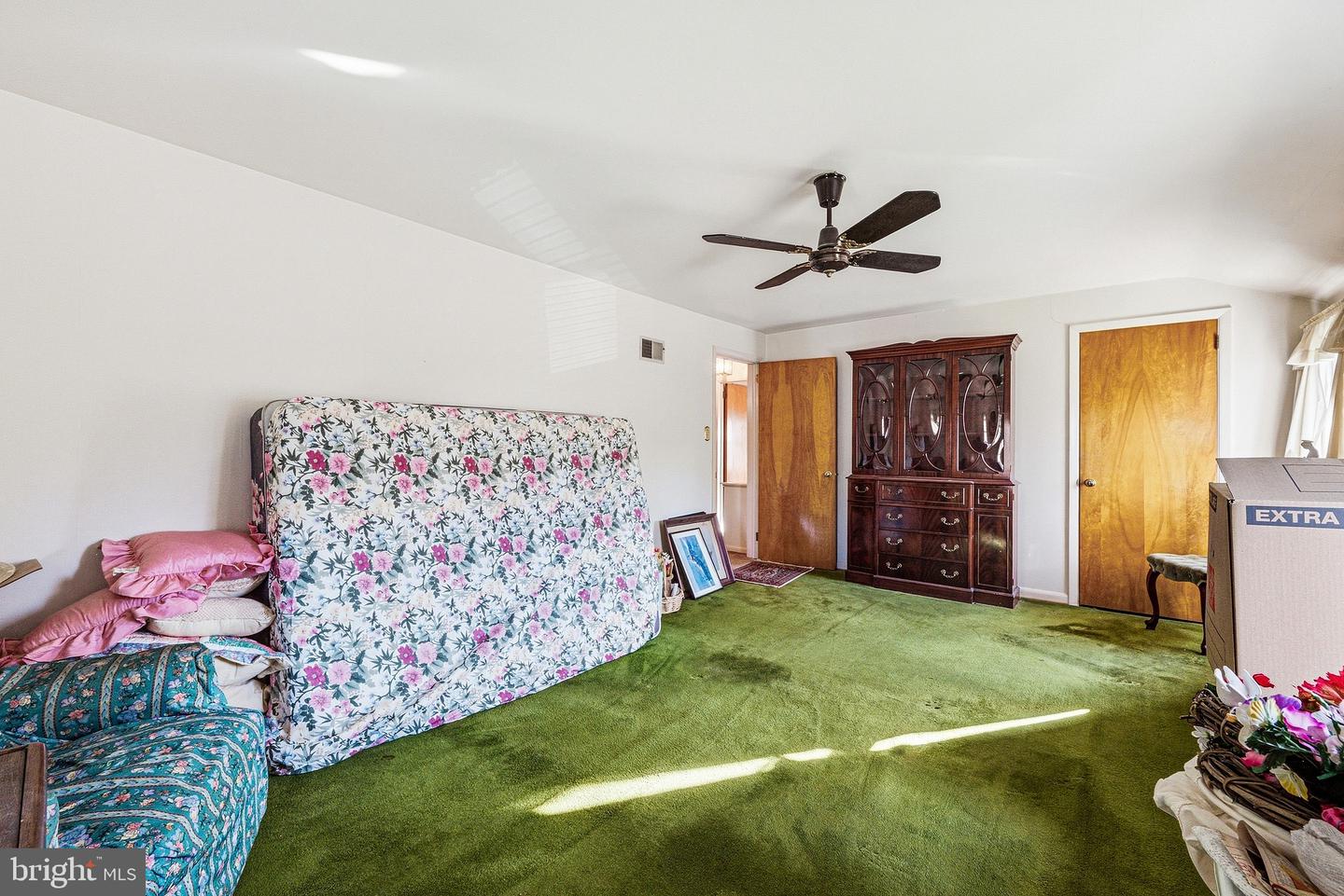 706 Woodside Ave Property Photo 17