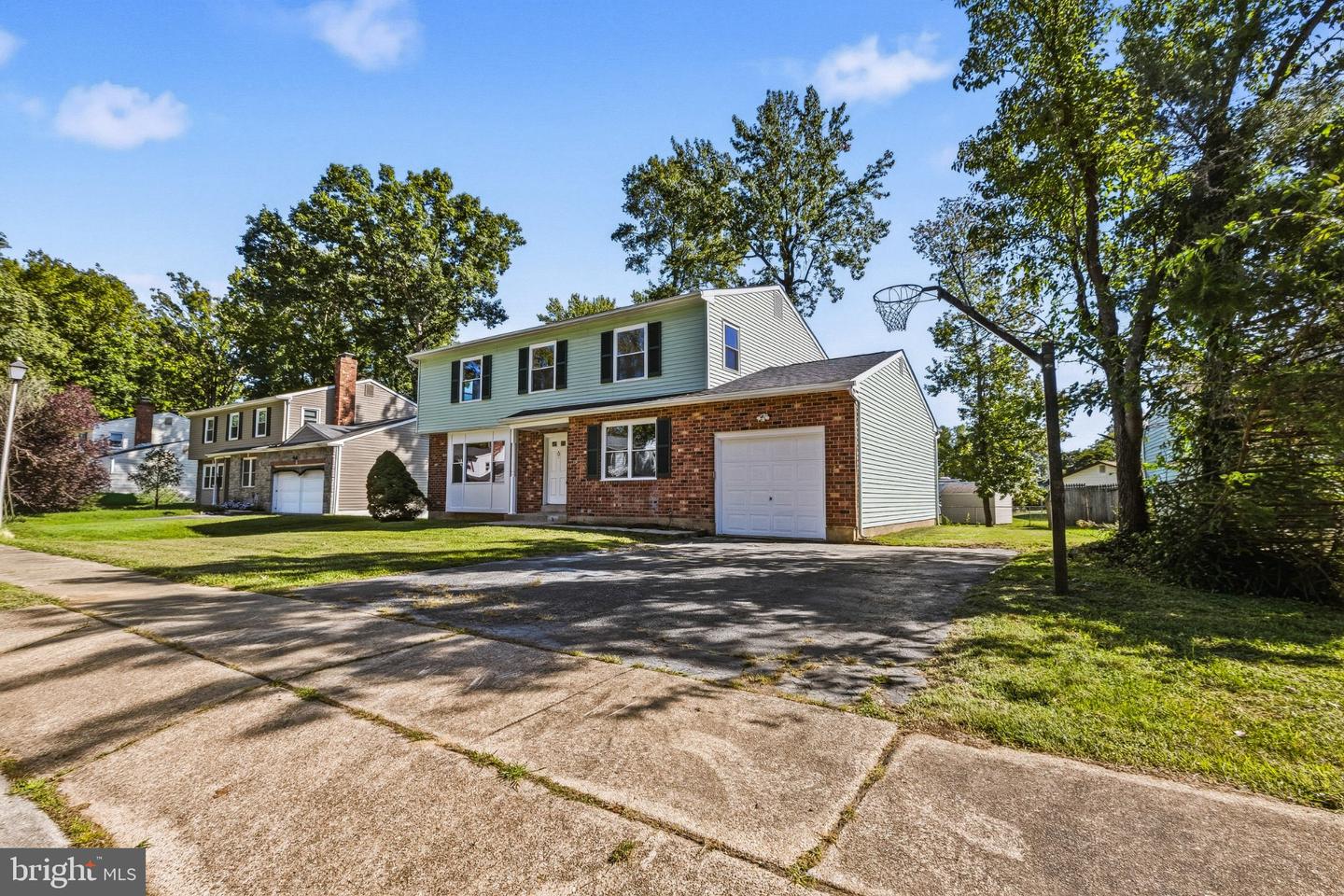 5 Firethorn Ct Property Photo 2