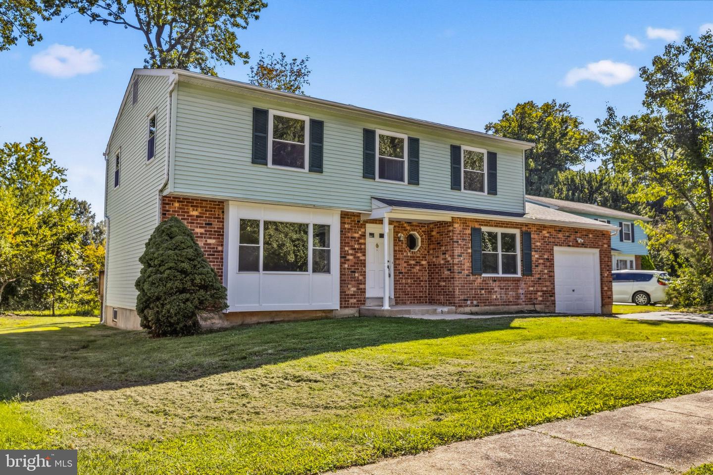 5 Firethorn Ct Property Photo 3