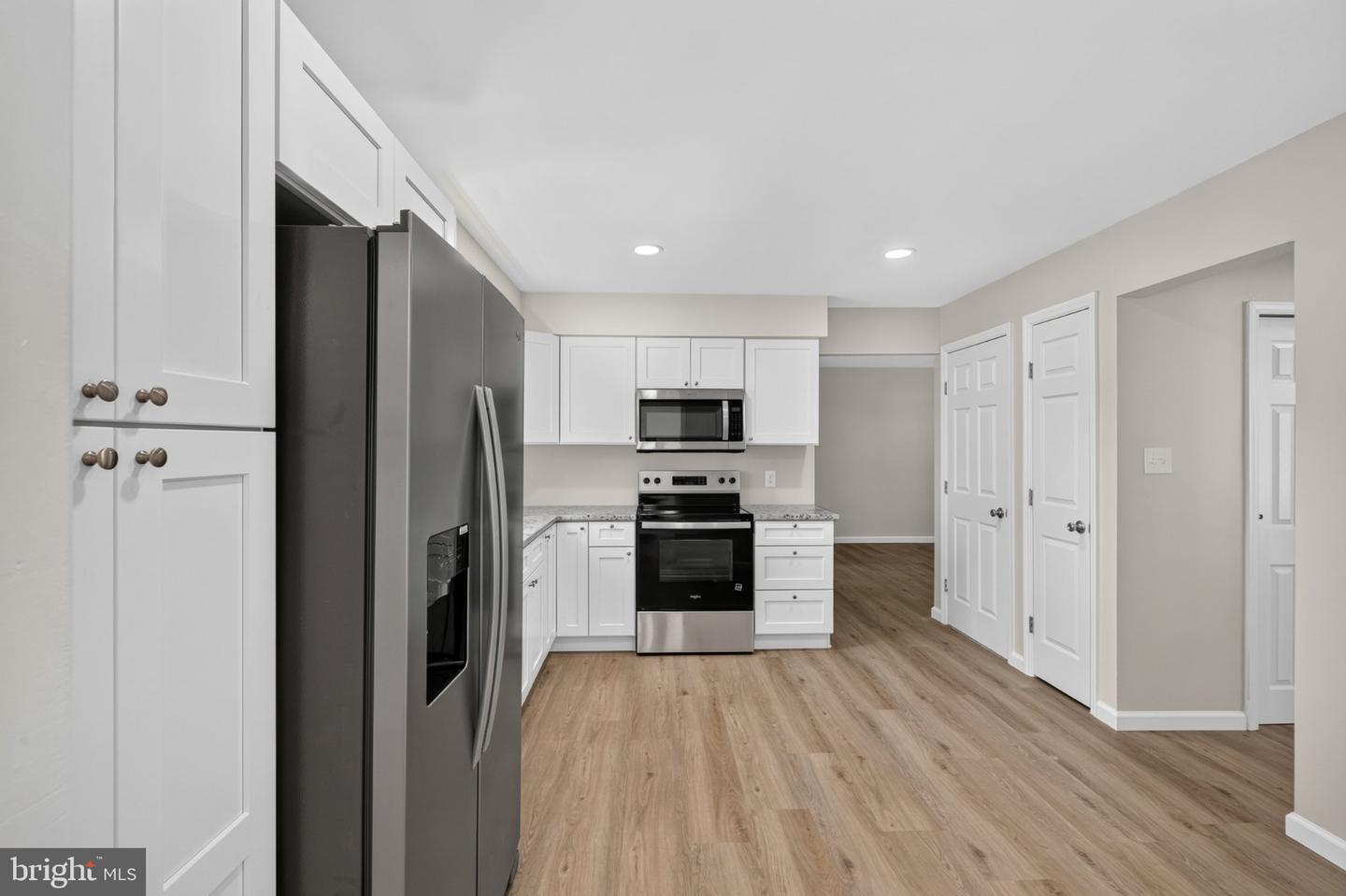 5 Firethorn Ct Property Photo 16