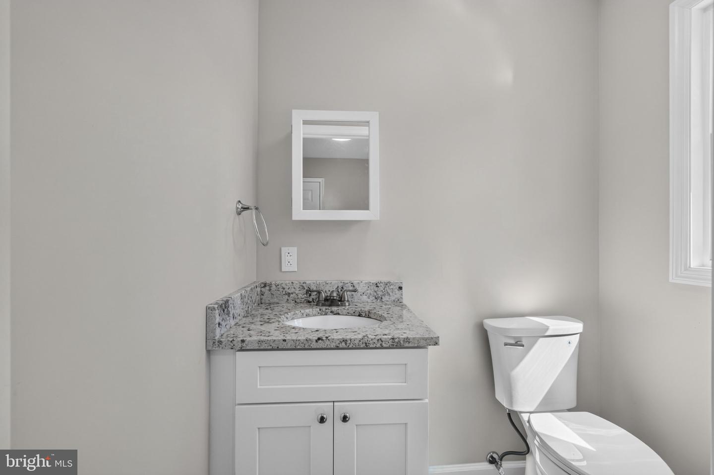 5 Firethorn Ct Property Photo 20