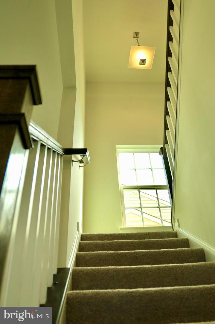1331 Darling Dr Property Photo 8