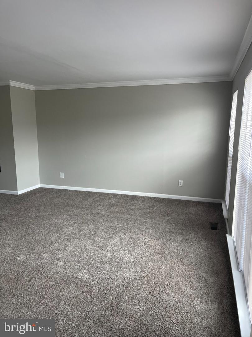 39 Lisa Dr Property Photo 23