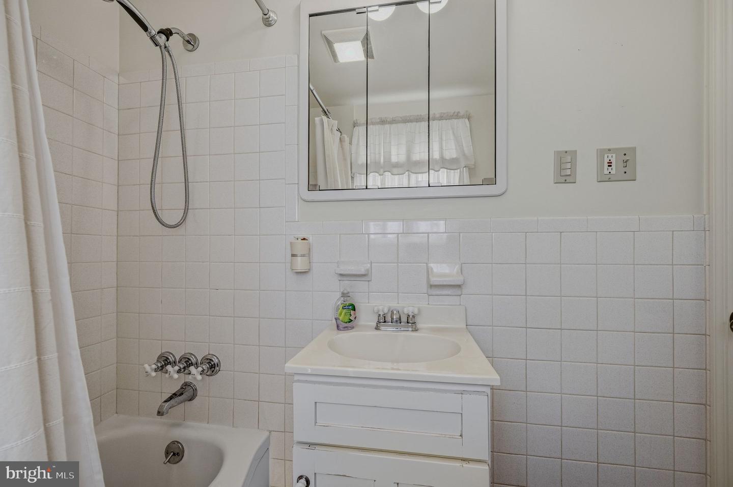 12 Kitty Ln Property Photo 28