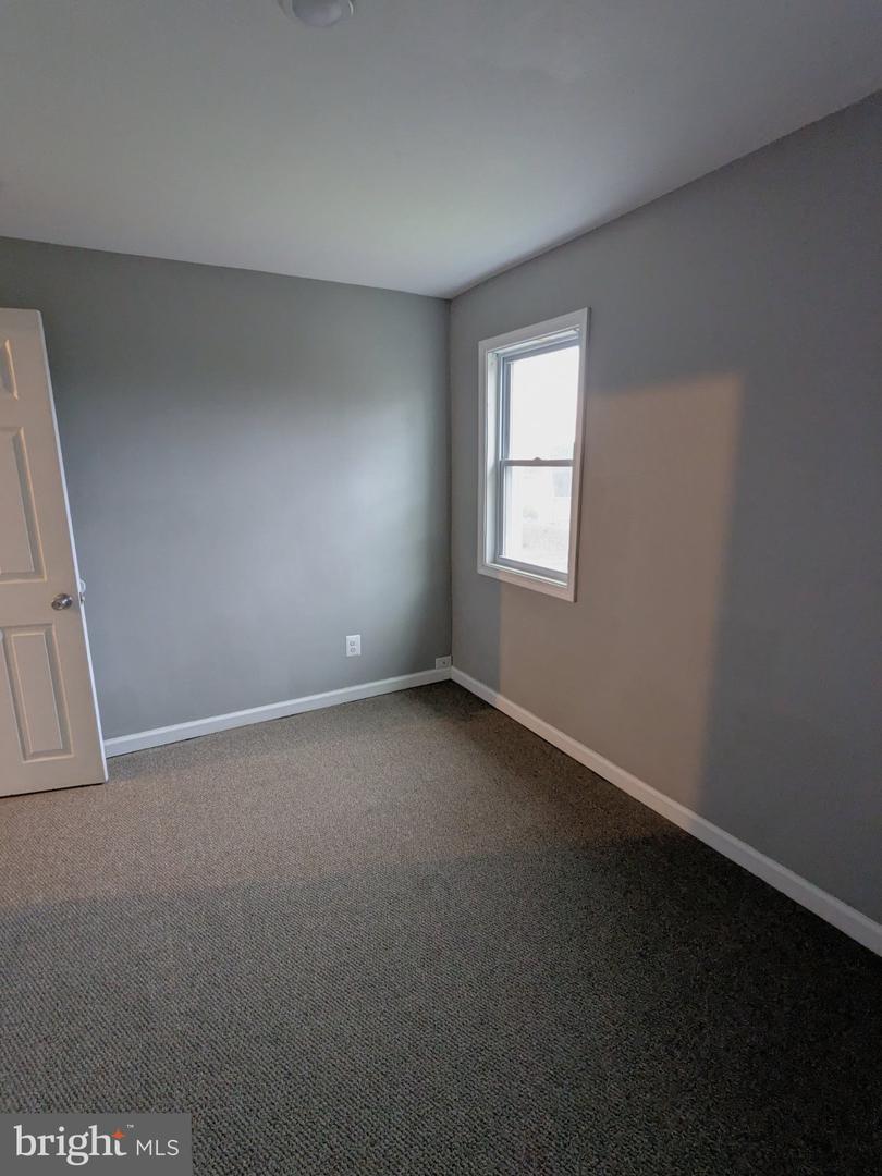 30 Bedford Dr Property Photo 10