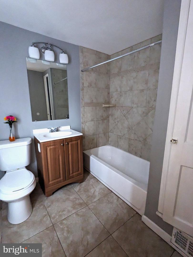 30 Bedford Dr Property Photo 11