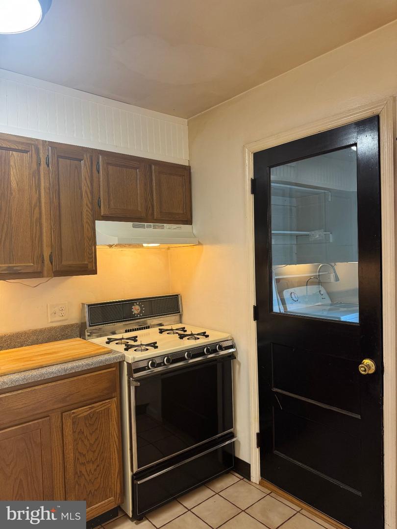 18 Patrick Henry Ct Property Photo 6