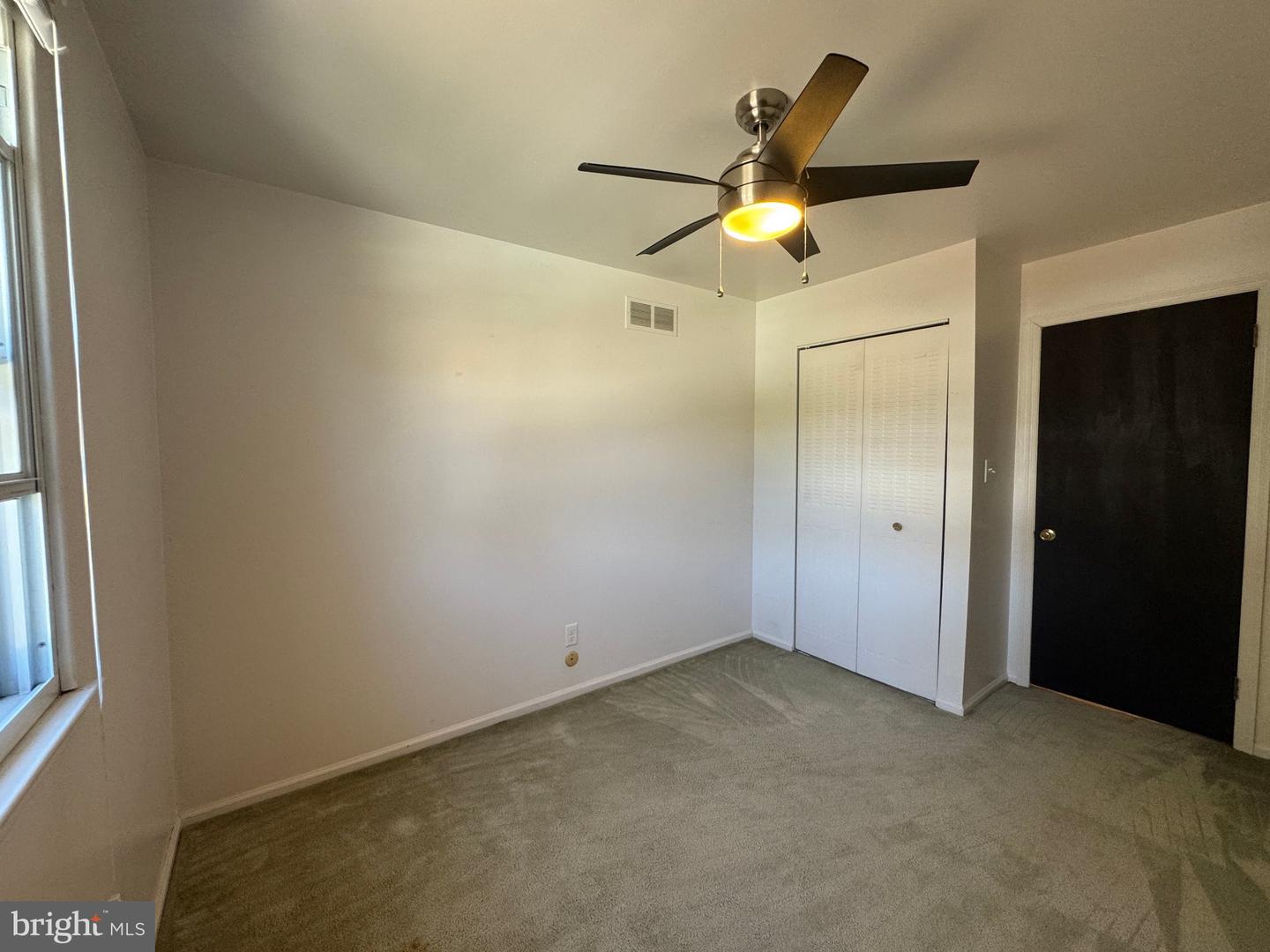 18 Patrick Henry Ct Property Photo 13
