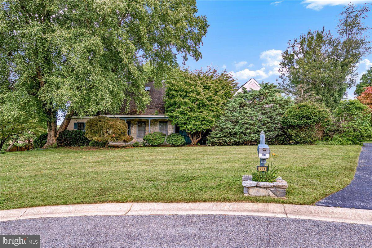 104 Cameron Dr Property Photo 1