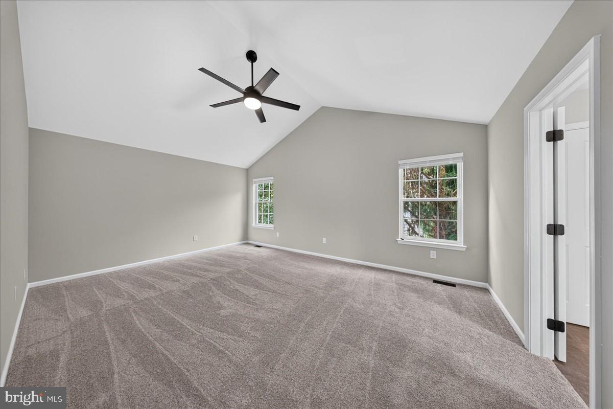 4 Travertine Ct Property Photo 28
