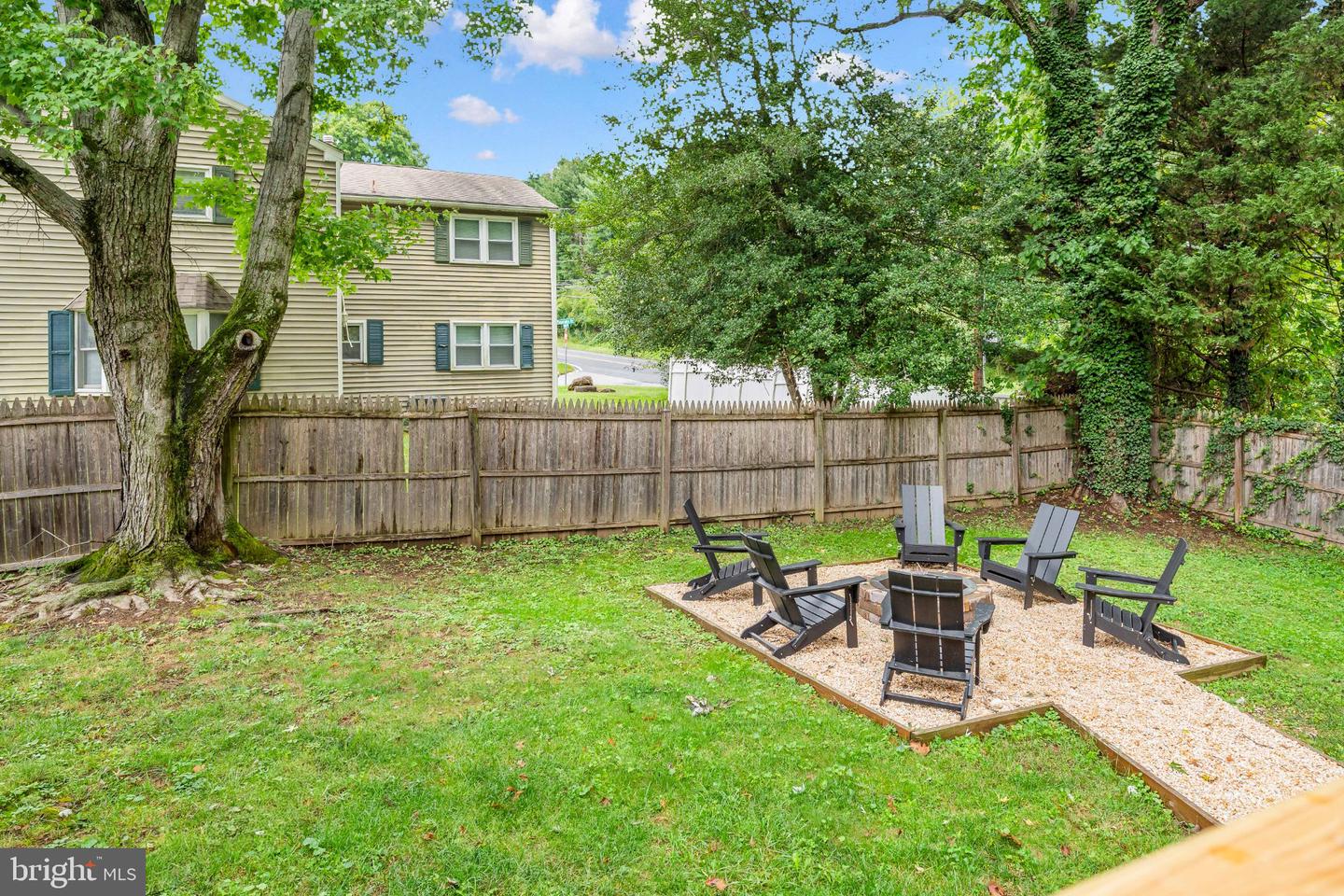 4 Timberline Dr Property Photo 29