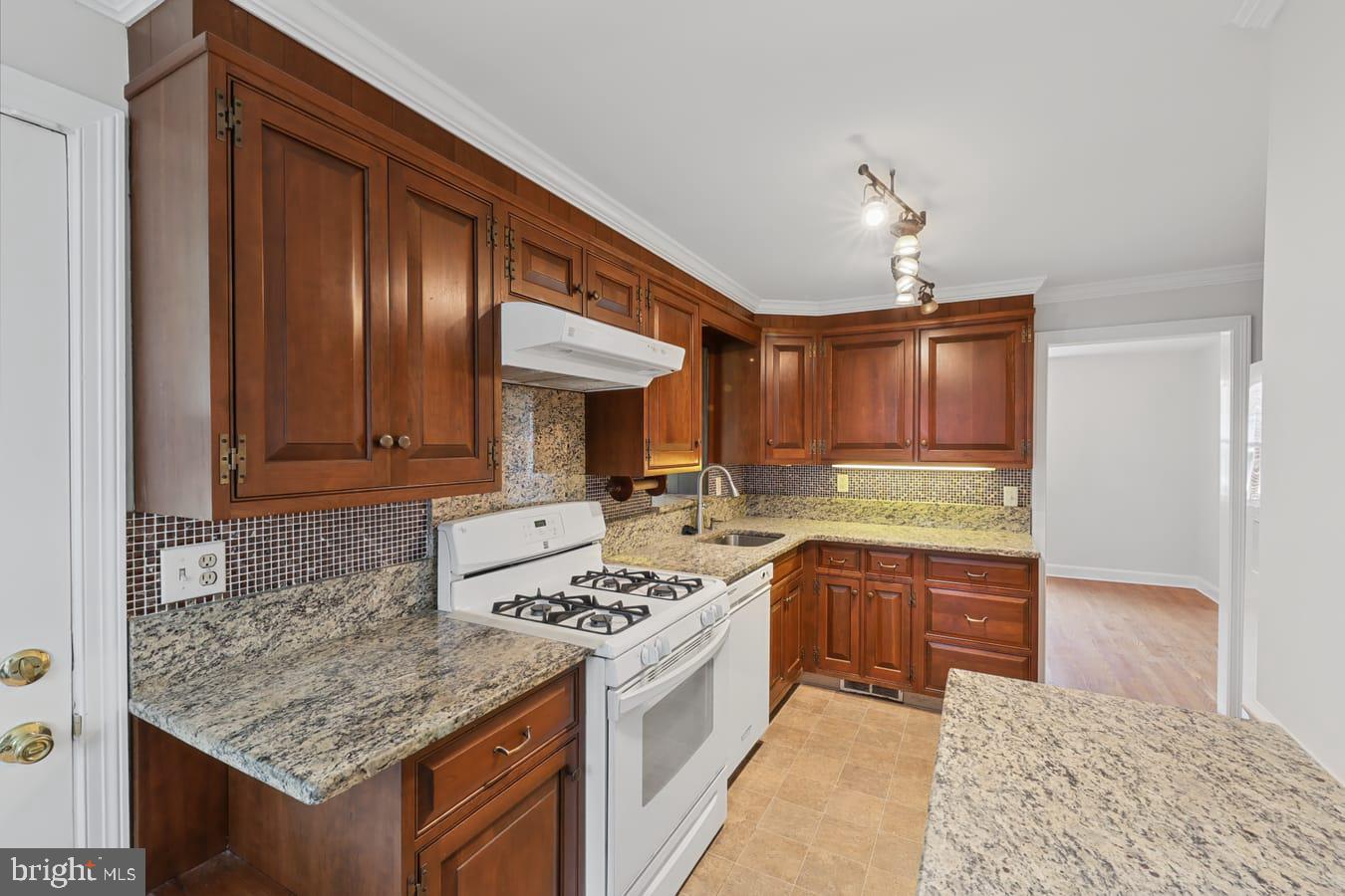 411 Goodley Rd Property Photo 20
