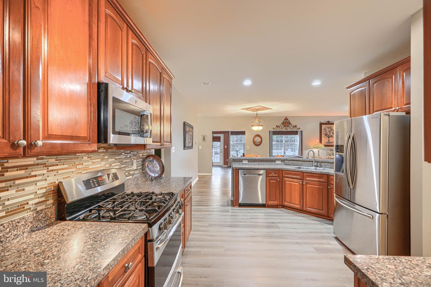 420 Winterberry Dr Property Photo 19