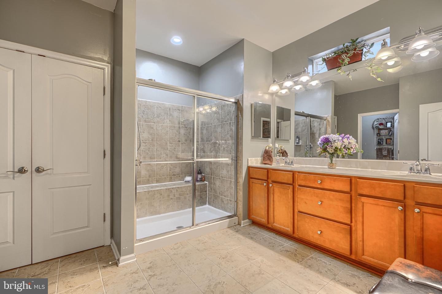 420 Winterberry Dr Property Photo 35