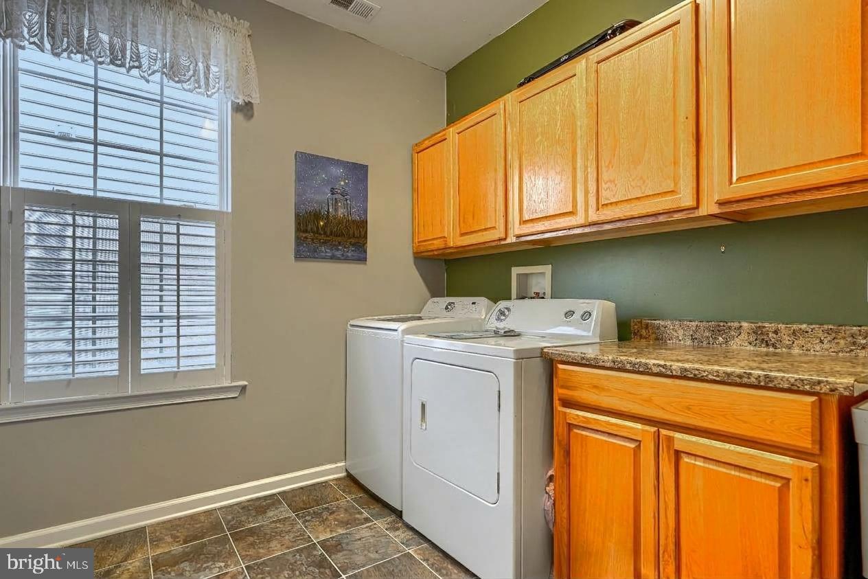 420 Winterberry Dr Property Photo 43