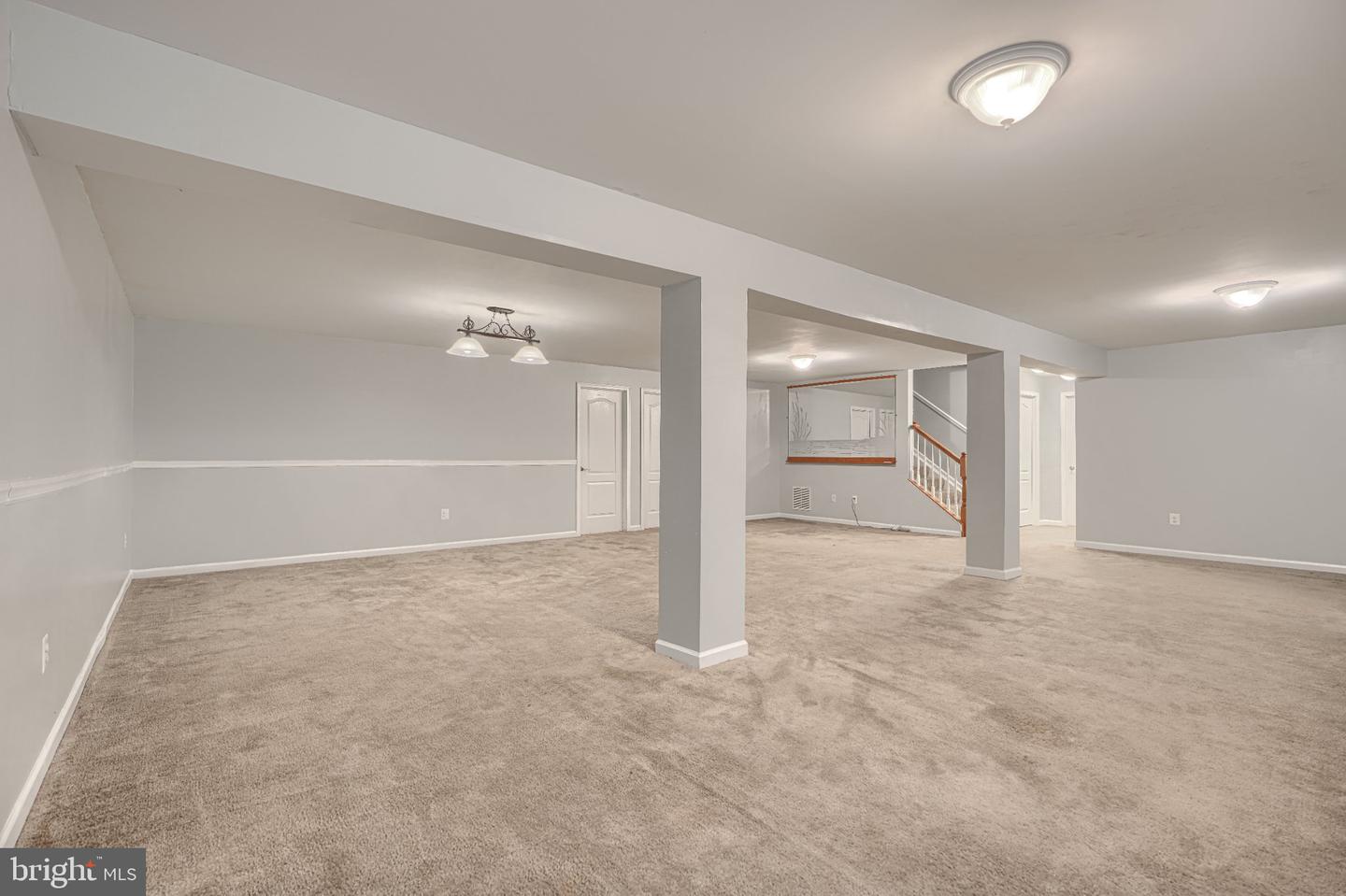 420 Winterberry Dr Property Photo 49