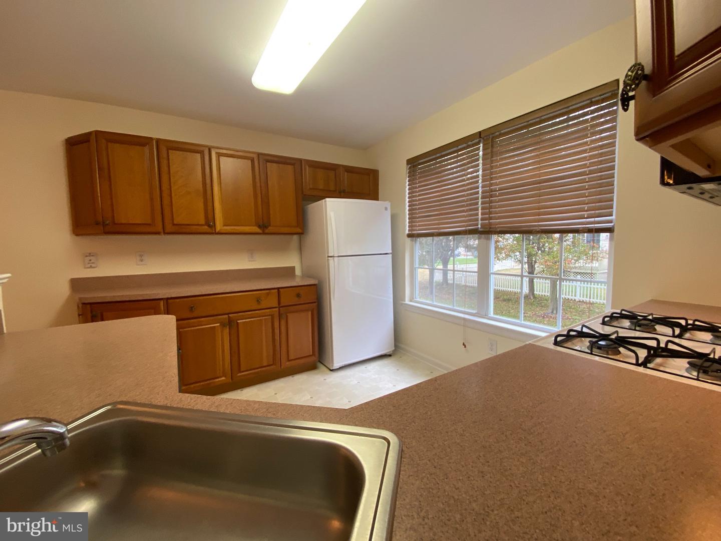 216 Beckington Ct Property Photo 6