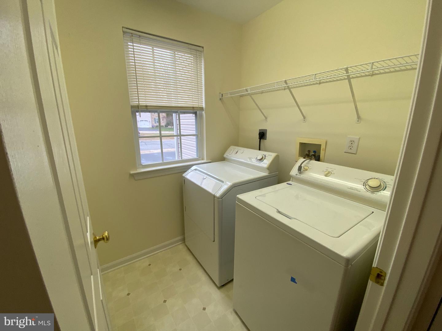 216 Beckington Ct Property Photo 8