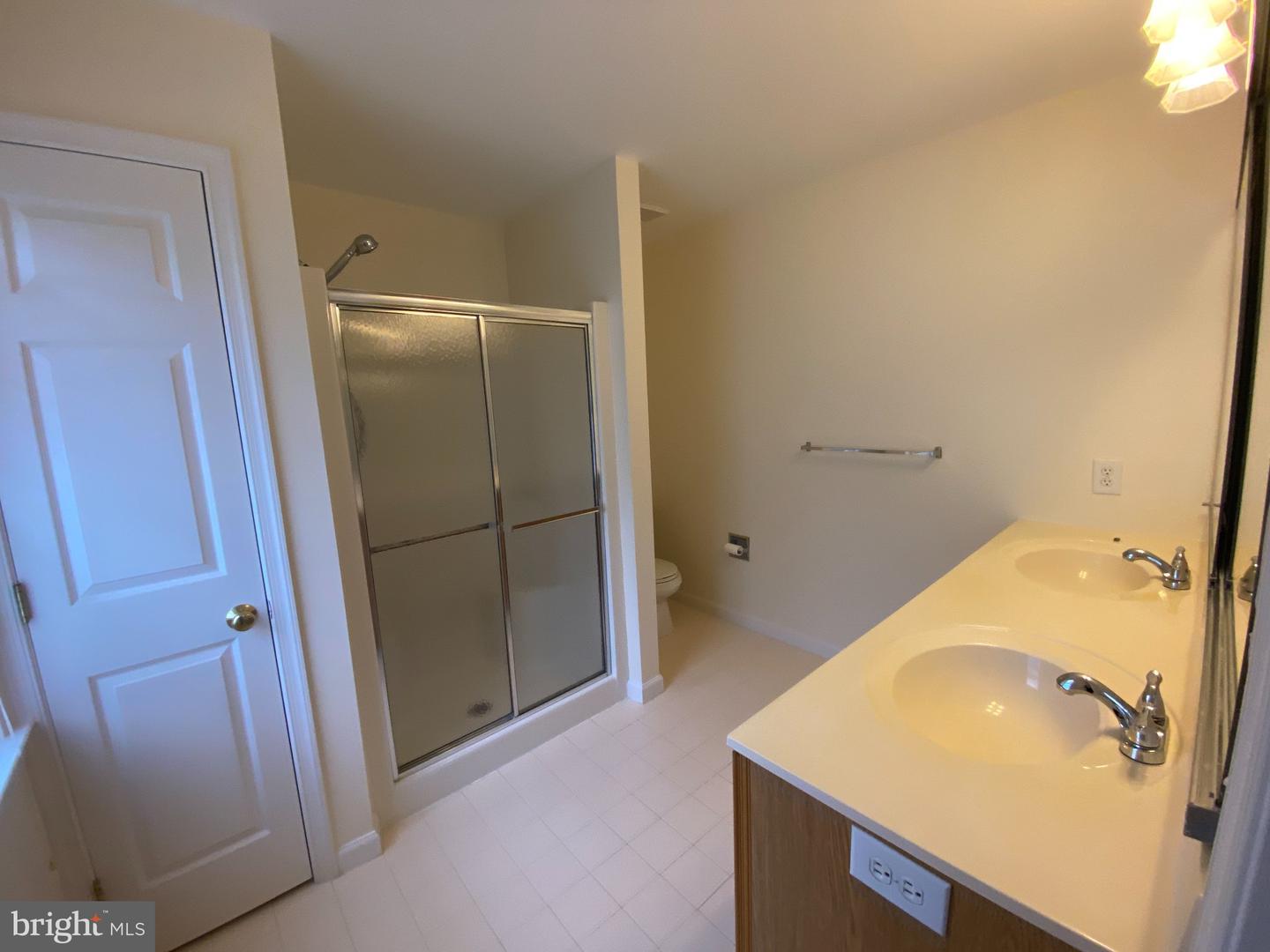 216 Beckington Ct Property Photo 12