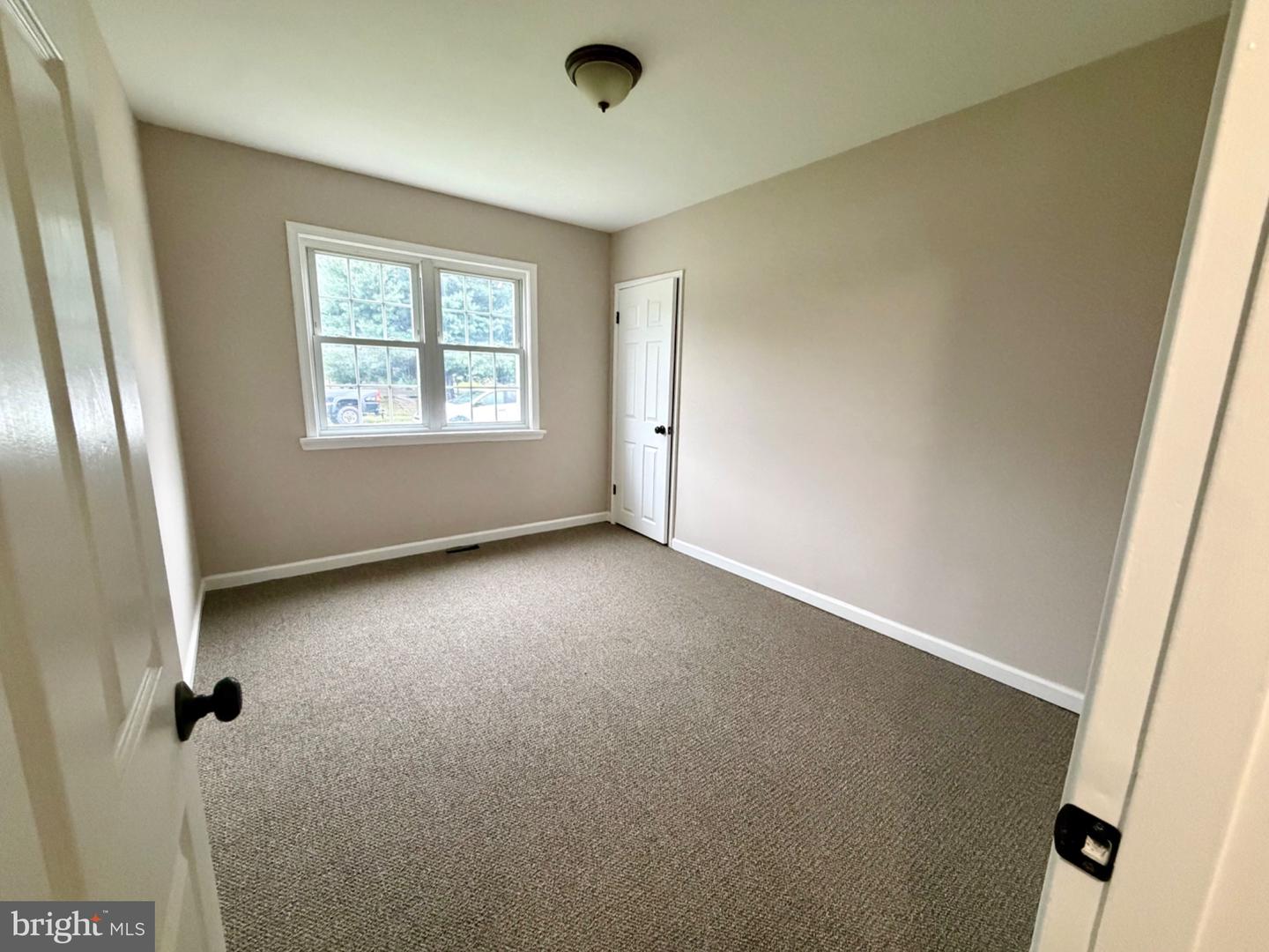 727 Woodtop Rd Property Photo 12