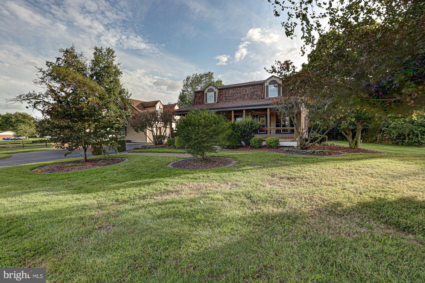 1554 Lorewood Grove Rd Property Photo 2